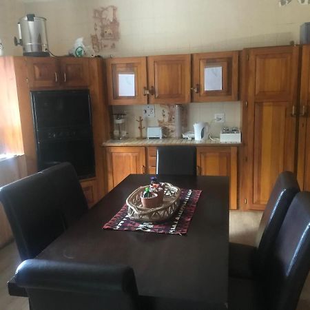 Kusha Two 호텔 사비 외부 사진